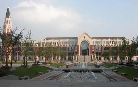 華東政法大学の校舎