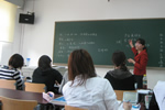授業中：梅原美紗子さん